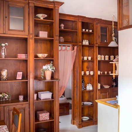 8 Small And Cozy Suite 蒂米什瓦拉 外观 照片